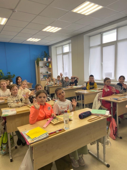 Школьники из сорок шестой продолжают путешествие по России.