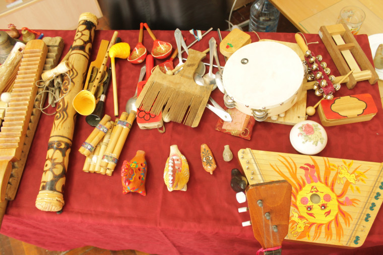 Музейно-тематическое занятие «Русские народные музыкальные инструменты».